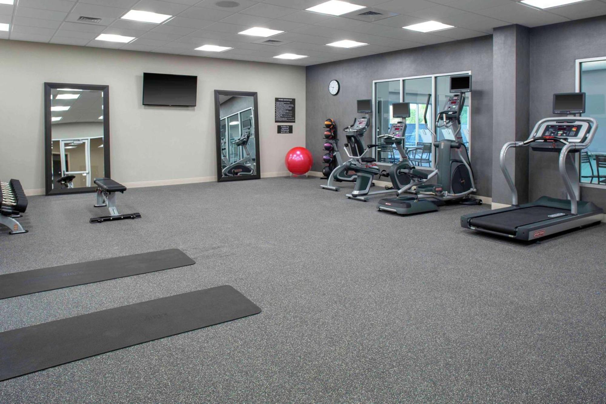 Homewood Suites By Hilton Lansing Eastwood Eksteriør billede